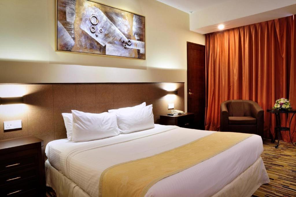 Hotel Royal Penang George Town Exterior foto