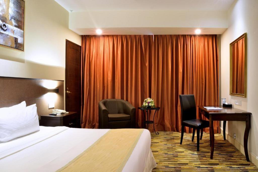 Hotel Royal Penang George Town Exterior foto
